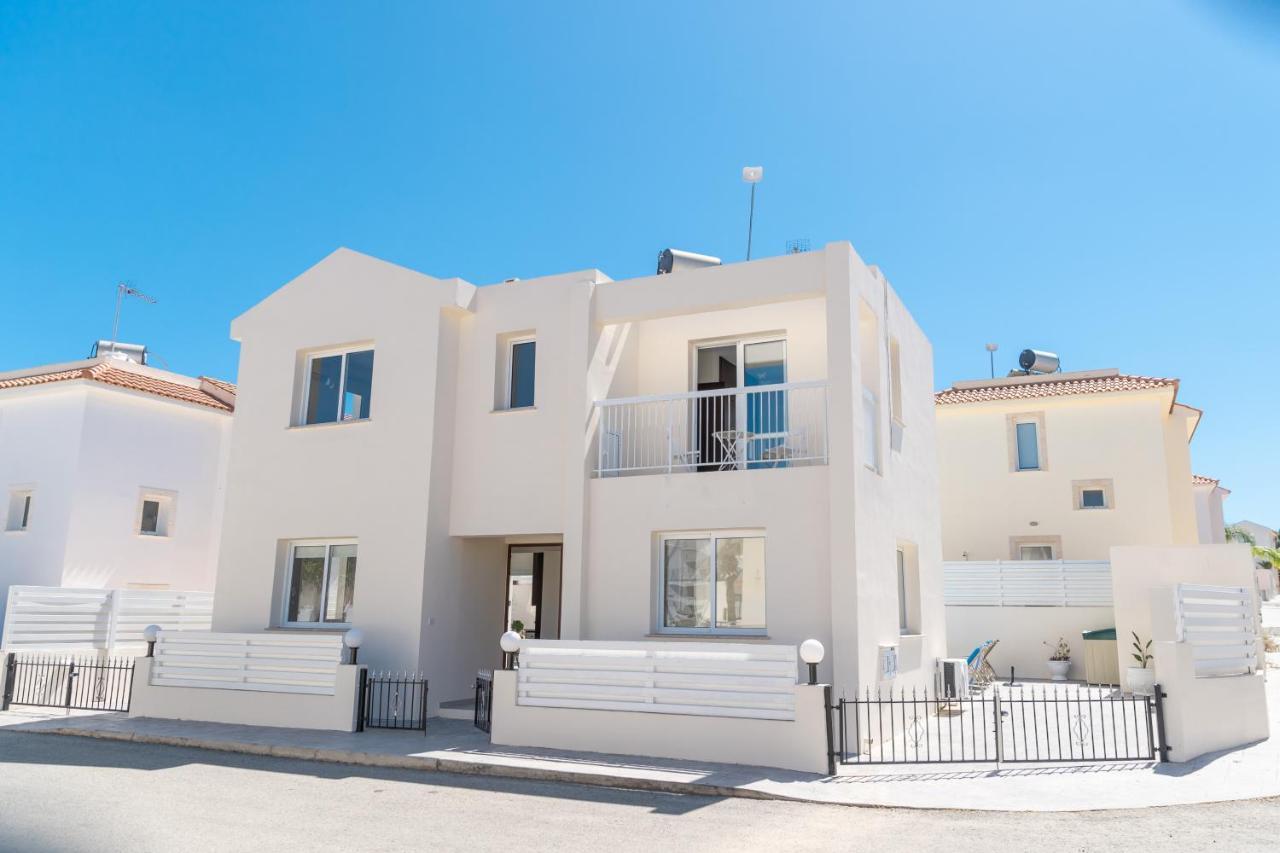 Dafni Villa Ekaterina 3 Bdrm Protaras Luaran gambar