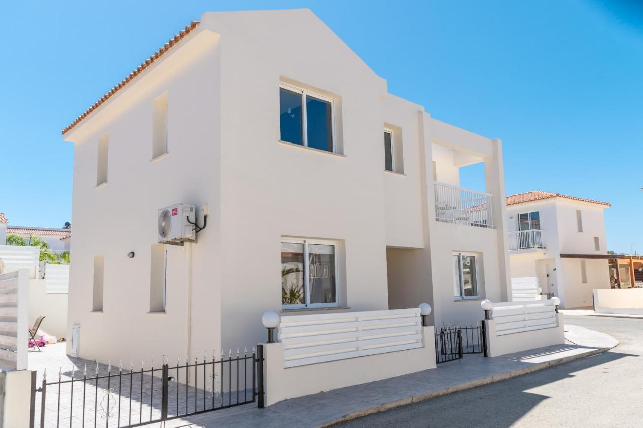 Dafni Villa Ekaterina 3 Bdrm Protaras Luaran gambar