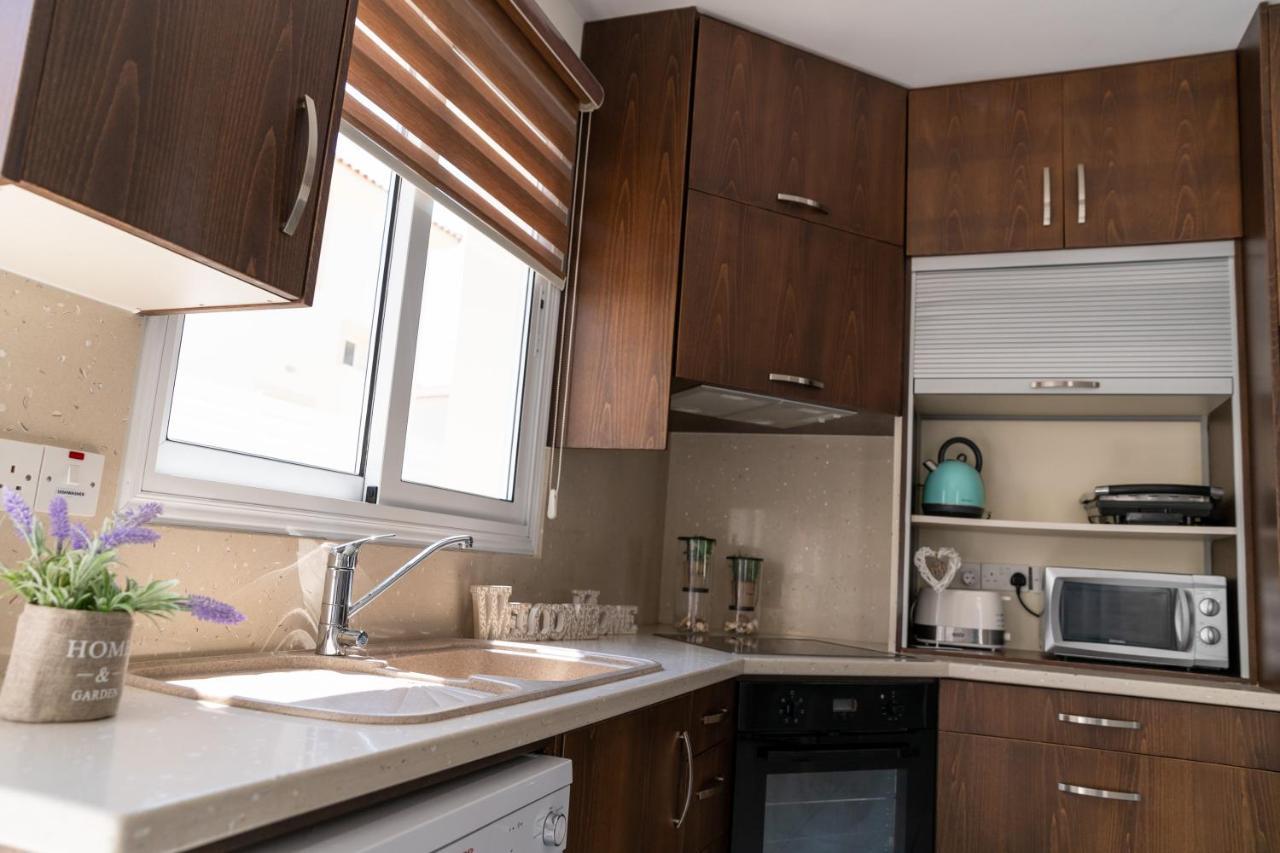 Dafni Villa Ekaterina 3 Bdrm Protaras Luaran gambar