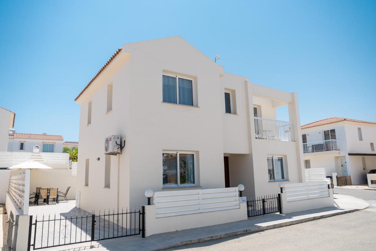 Dafni Villa Ekaterina 3 Bdrm Protaras Luaran gambar