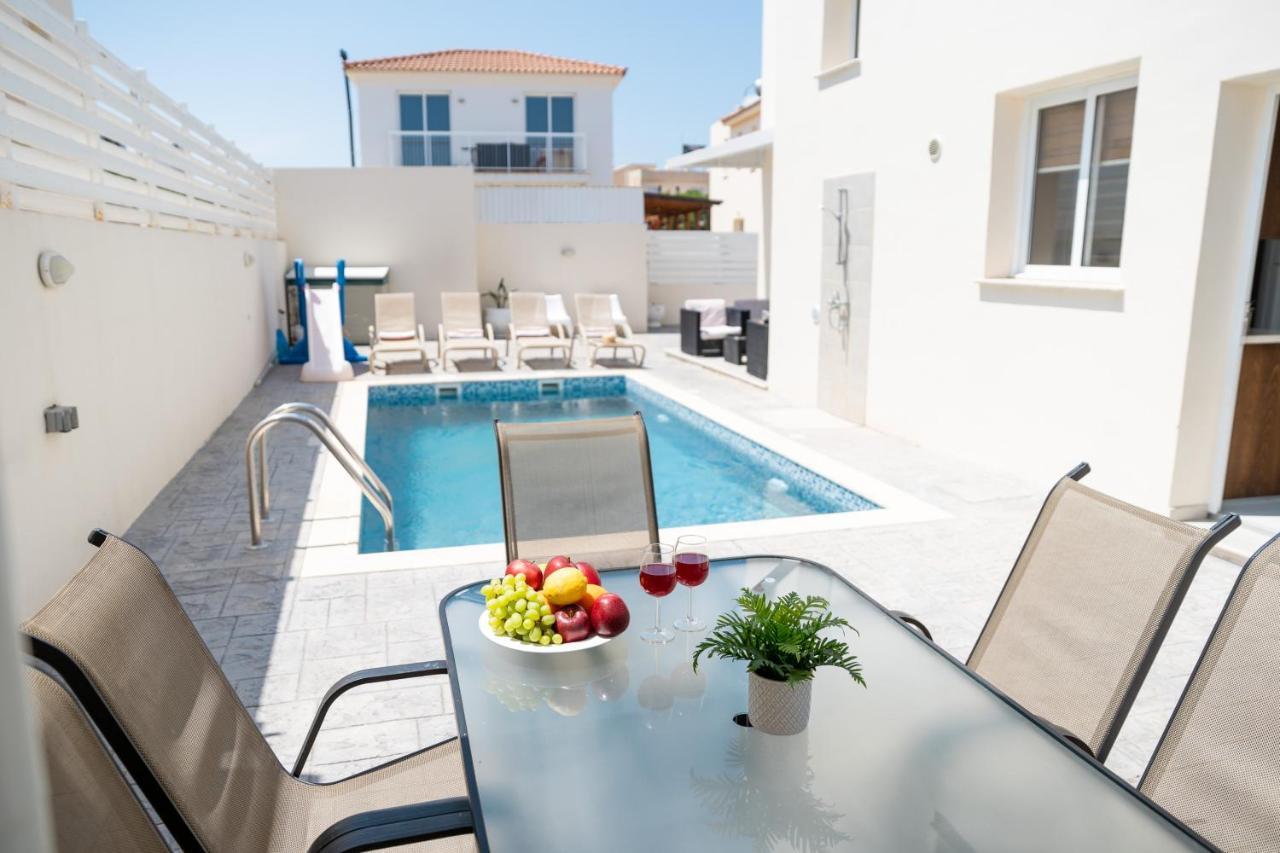 Dafni Villa Ekaterina 3 Bdrm Protaras Luaran gambar